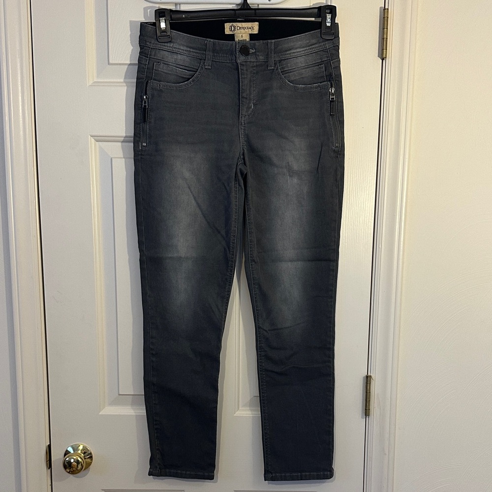 Democracy Gray Freedom Ankle Skimmer Jeans for Women
